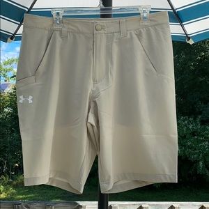 🆕Under Armour Men’s Shorts size 34